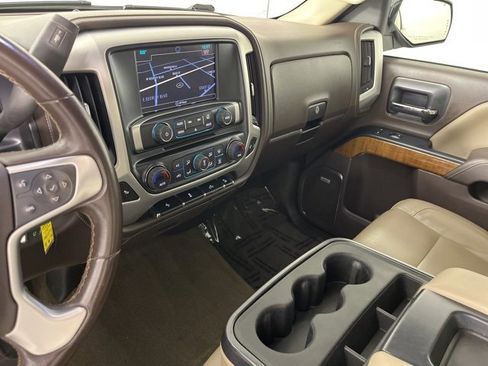 Used 2017 GMC Sierra 1500 SLT w/ SLT Premium Package image 14