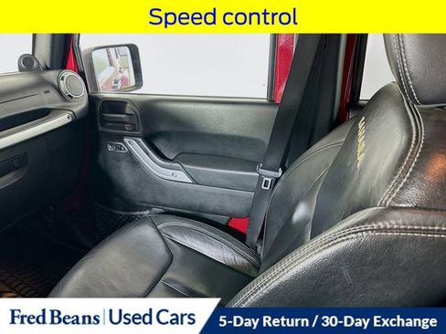 Used 2013 Jeep Wrangler Unlimited Sahara w/ Dual Top Group AWD/4WD image 25