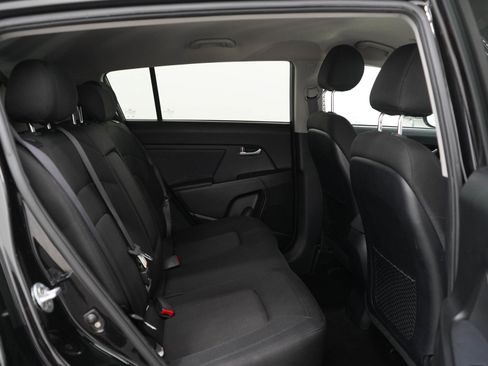 Used 2013 Kia Sportage LX FWD image 12