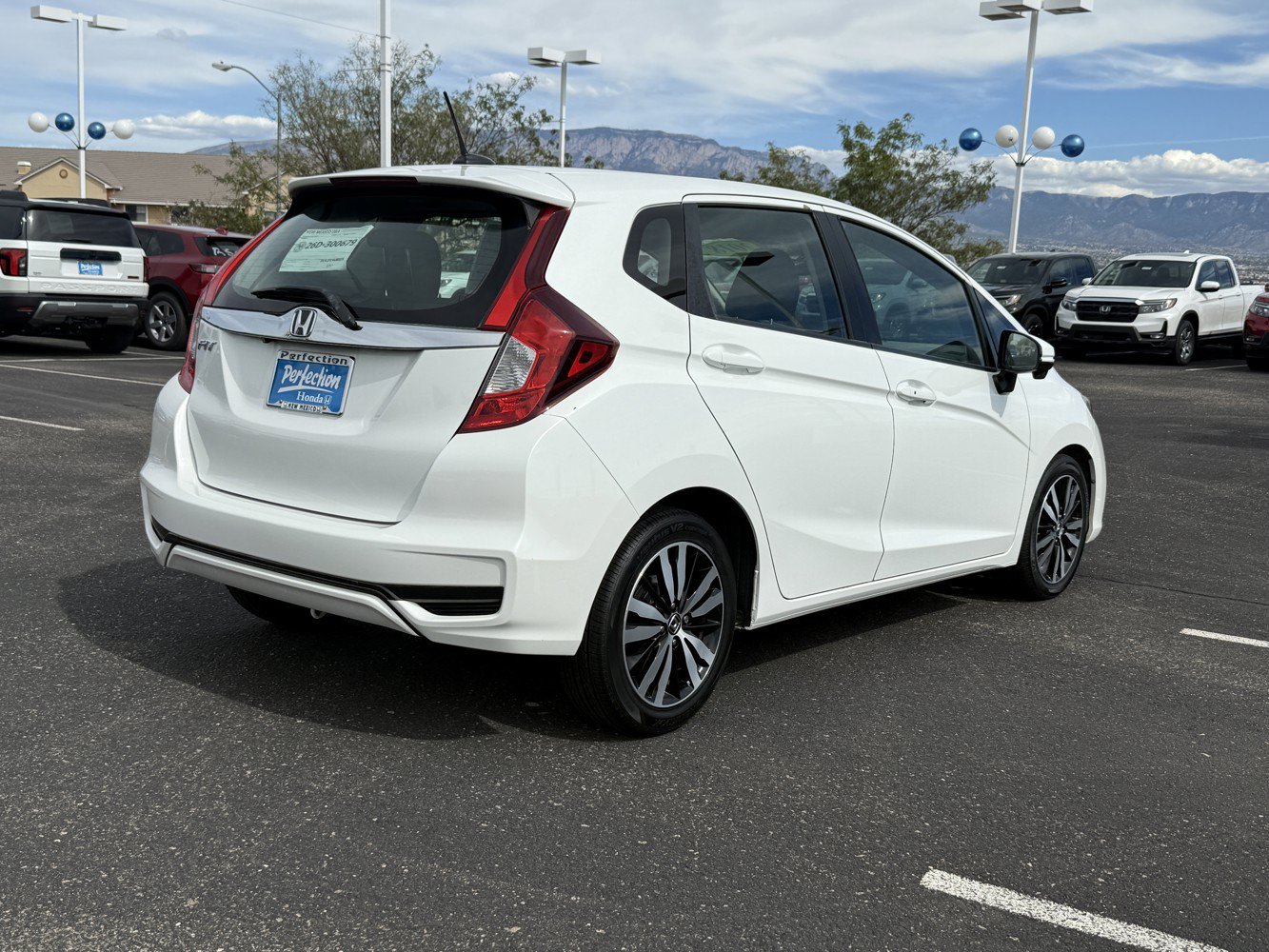 Used 2018 Honda Fit EX image 5