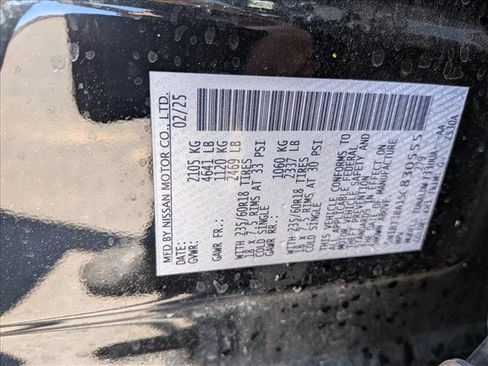 Used 2025 Nissan Rogue SV FWD image 16