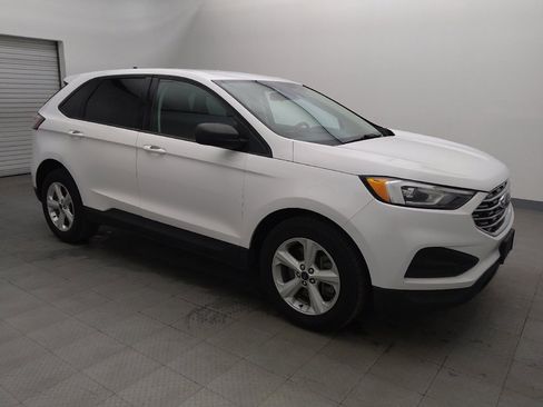Used 2022 Ford Edge SE image 11