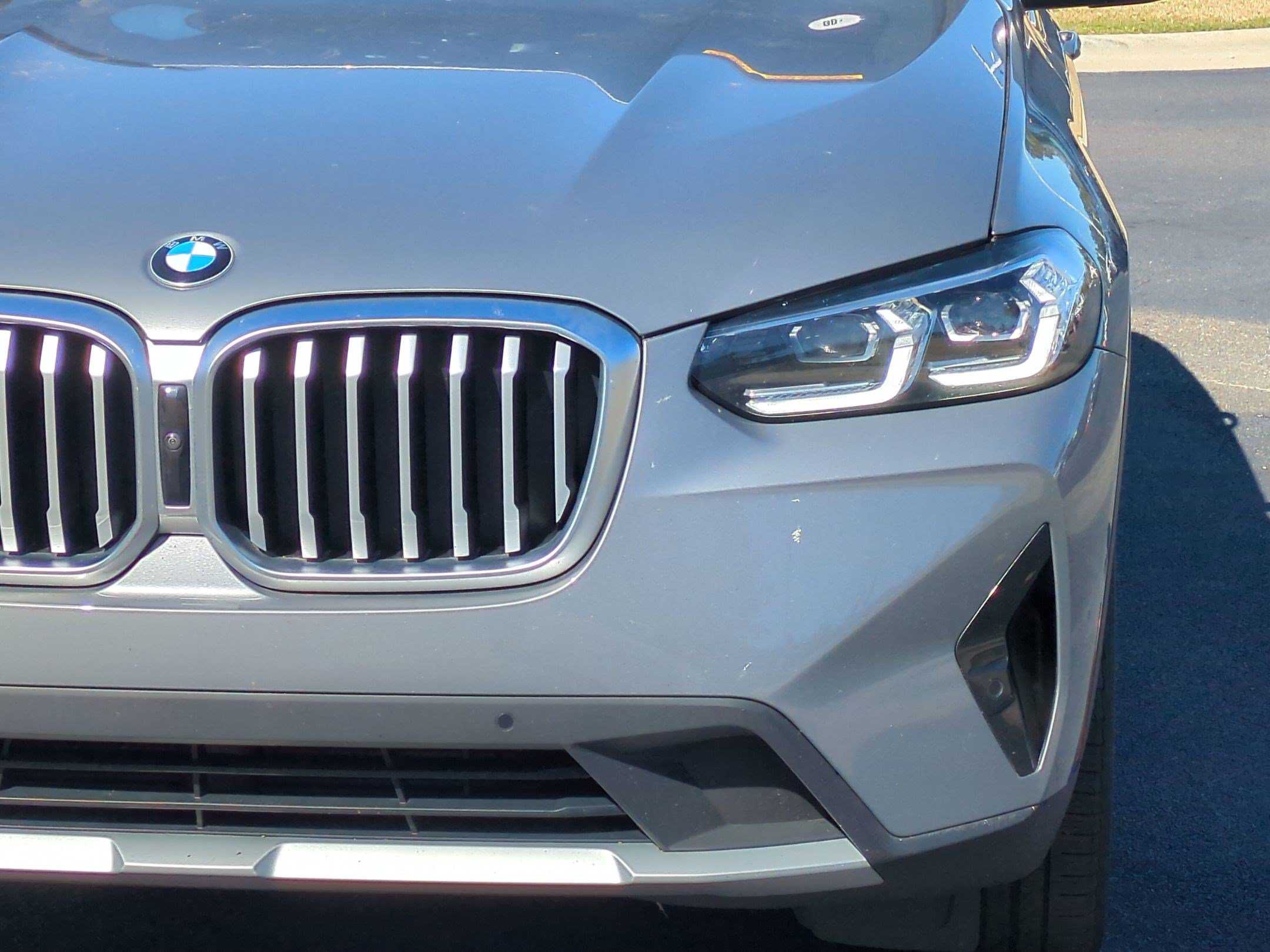 Used 2023 BMW X3 xDrive30i w/ Premium Package w/ZPA AWD/4WD image 6