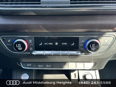 Used 2023 Audi Q5 2.0T Premium w/ Convenience Package AWD/4WD image 24