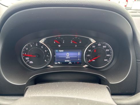 Used 2023 GMC Terrain SLE w/ Driver Convenience Package image 7