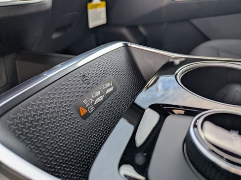 New 2026 Chevrolet Equinox LT image 50