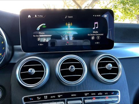 Certified 2022 Mercedes-Benz GLC 300 GLC 300 image 33