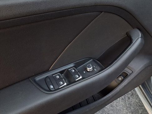 Used 2016 Audi A3 e-tron Premium w/ Audi MMI Navigation Plus image 14