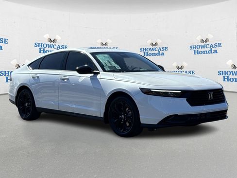 New 2025 Honda Accord SE image 4