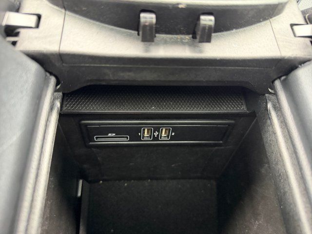Used 2018 Mercedes-Benz GLC 300 4MATIC image 21
