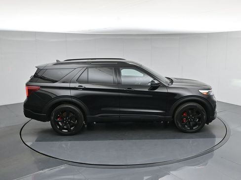Certified 2023 Ford Explorer ST w/ Equipment Group 401A AWD/4WD image 43