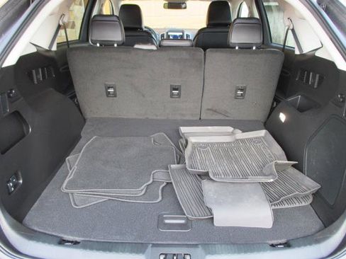 Used 2024 Ford Edge Titanium image 26