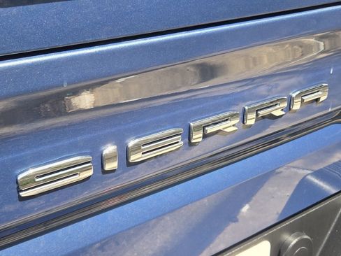 Used 2024 GMC Sierra 1500 SLE w/ X31 Off-Road Package AWD/4WD image 13