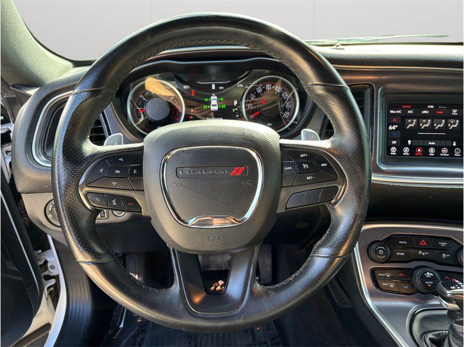 Used 2018 Dodge Challenger R/T w/ Performance Handling Group RWD image 23
