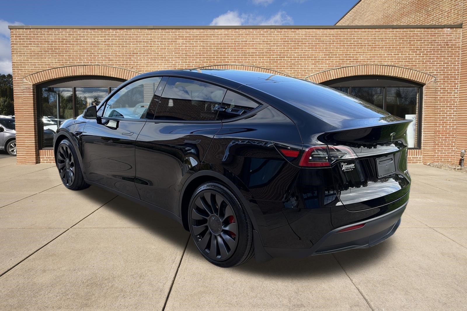 Used 2025 Tesla Model Y Performance AWD/4WD image 6