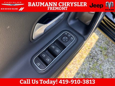 Used 2020 Mercedes-Benz CLA 250 4MATIC image 11