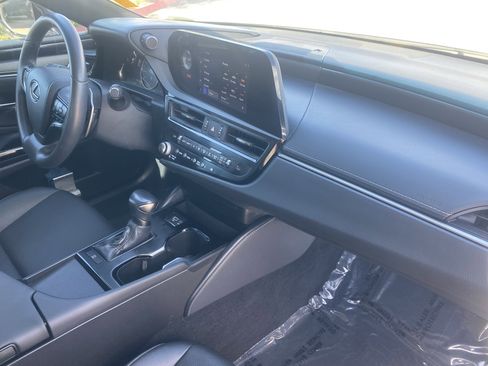 Used 2023 Lexus ES 350 w/ Accessory Package (Z1) image 12