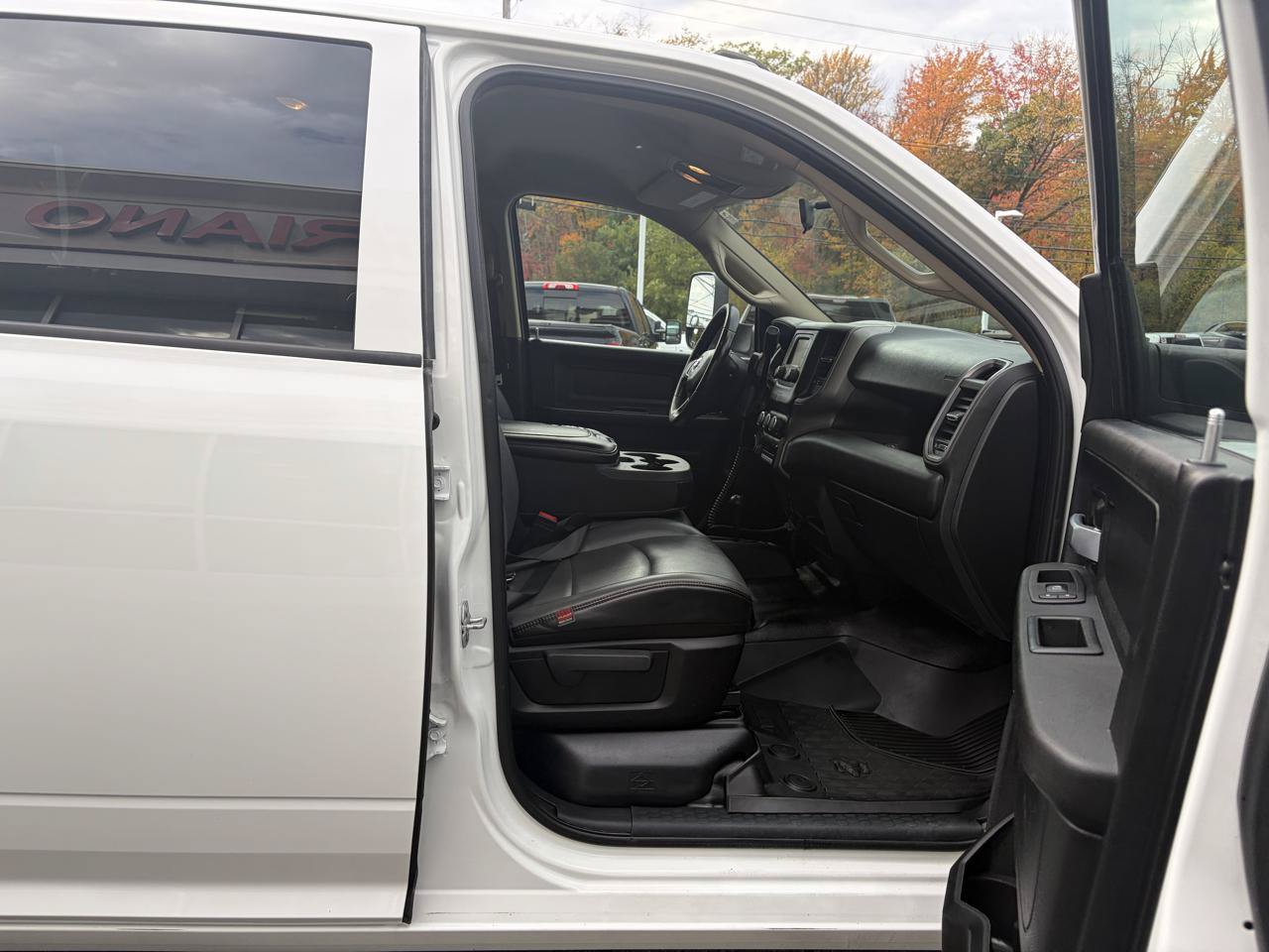Used 2019 RAM 5500 Tradesman w/ Electrical Accessory Group AWD/4WD image 40