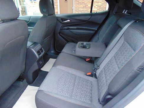 Used 2024 Chevrolet Equinox LT AWD/4WD image 16