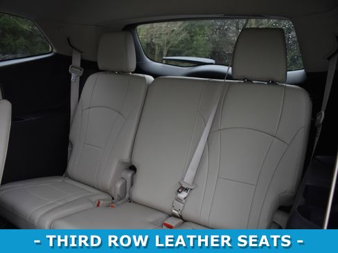 Used 2019 Buick Enclave Essence image 10