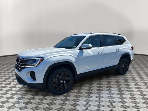 New 2026 Volkswagen Atlas SE FWD image 7