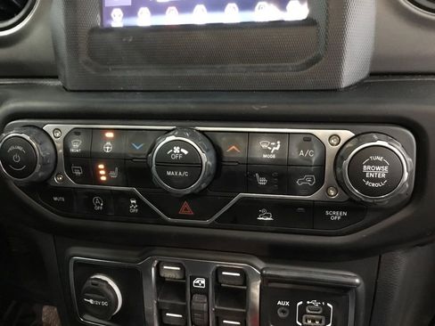 Used 2023 Jeep Wrangler Willys image 21