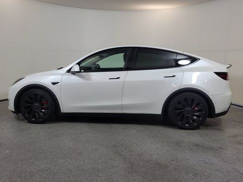 Used 2022 Tesla Model Y Performance AWD/4WD image 4