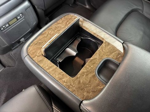 Used 2017 INFINITI QX80 4WD w/ Driver Assistance Package image 22