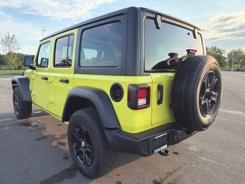 Used 2023 Jeep Wrangler Unlimited Sport AWD/4WD image 11