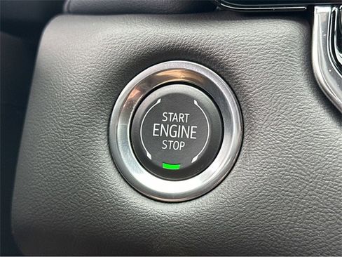 New 2025 GMC Canyon Elevation w/ Convenience Package image 22