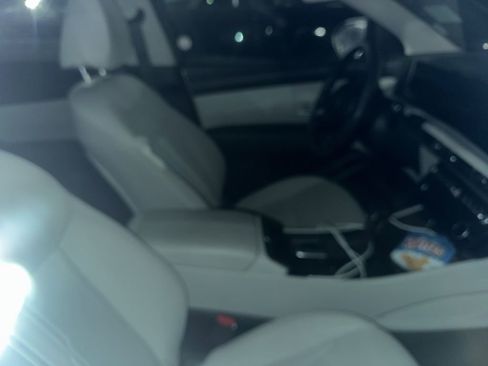 Used 2025 Hyundai Tucson SEL FWD image 3