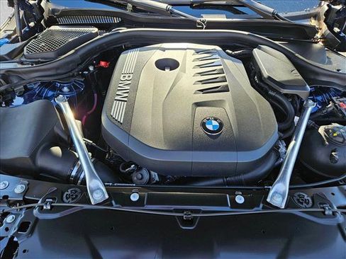 New 2026 BMW 540i xDrive w/ Premium Package image 17