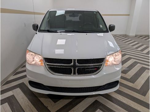 Used 2014 Dodge Grand Caravan American Value Package w/ UConnect Hands-Free Group image 26