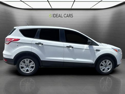 Used 2016 Ford Escape S FWD image 4