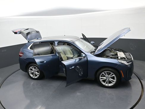 Used 2025 BMW X3 xDrive30i w/ Premium Package image 38