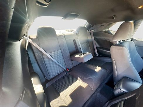 Used 2019 Dodge Challenger SXT image 24