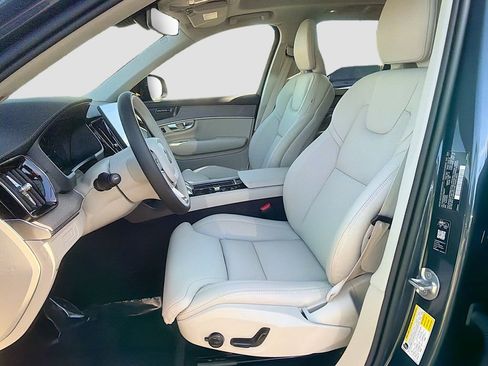 New 2026 Volvo XC90 T8 Ultra w/ Protection Package AWD/4WD image 22