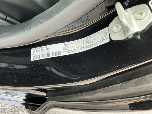 Used 2026 Chrysler Pacifica Select FWD image 13