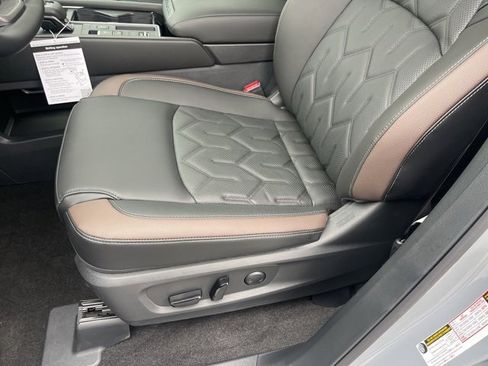 New 2026 Nissan Pathfinder Platinum w/ Cargo Package image 7