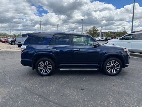 Used 2024 Toyota 4Runner Limited AWD/4WD image 2