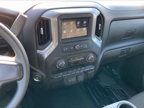 Used 2023 Chevrolet Silverado 1500 Custom image 6