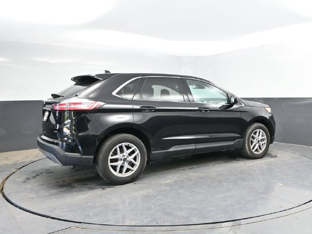 Used 2024 Ford Edge SEL AWD/4WD image 8