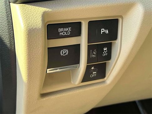 Used 2019 Acura MDX w/ Technology & Entertainment image 22