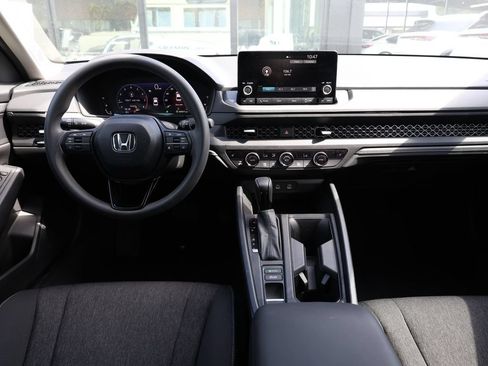 Used 2025 Honda Accord SE image 20