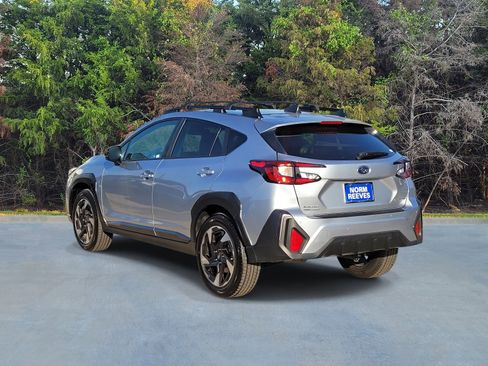 Certified 2025 Subaru Crosstrek 2.5i Limited w/ Crosstrek Mirror Package image 19