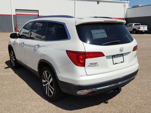 Used 2017 Honda Pilot Elite image 3