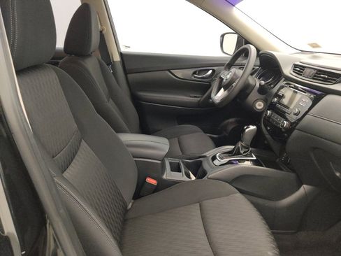 Used 2017 Nissan Rogue S image 21