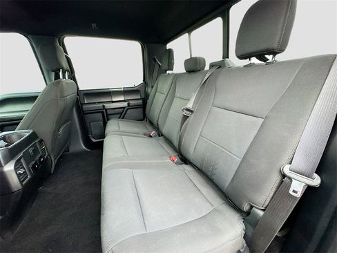 Used 2018 Ford F150 XLT w/ Equipment Group 302A Luxury image 20