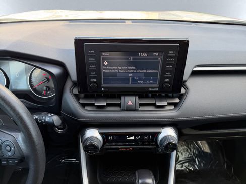 Used 2021 Toyota RAV4 XLE image 14