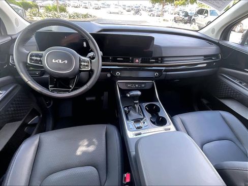 Used 2026 Kia Carnival SX Prestige FWD image 18